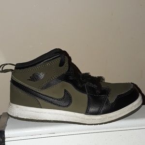 Toddler/youth shoes
